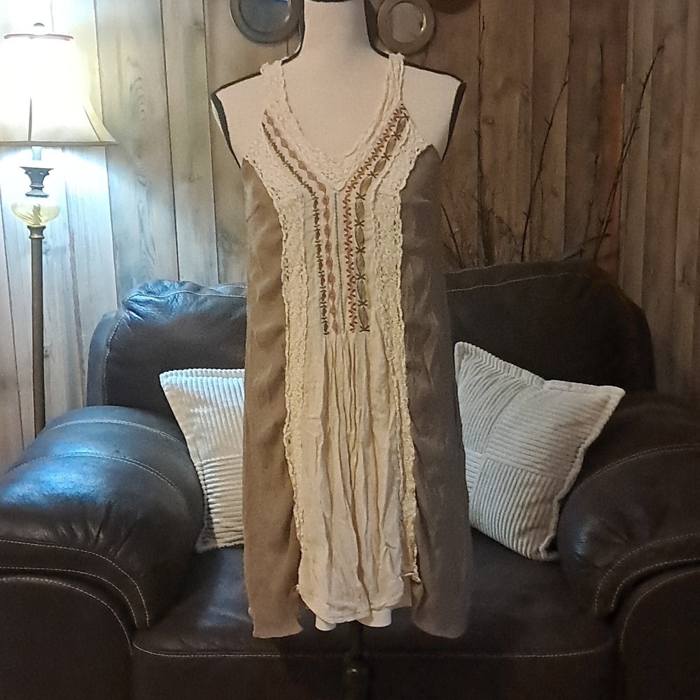 Ryu Bohemian Crochet Trim Embroidered Sleeveless Mini Dress Size S Graduation